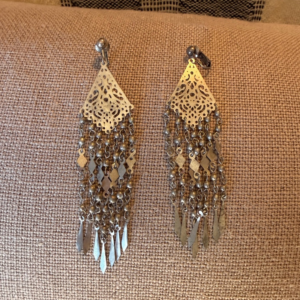 Elegant Gold Chandelier Earrings